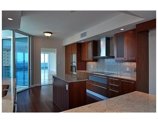 Aquazul - Luxury Condo Interior