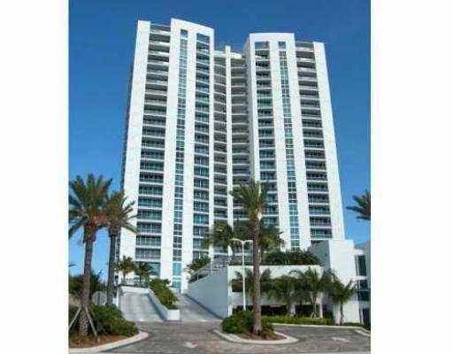 Aquazul - Luxury Condo Interior