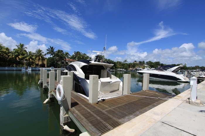 Aqua At Allison Island - Townhomes - Luxury Condo Interior