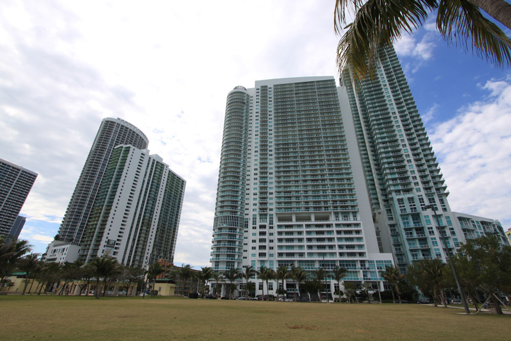 1800 Club - Luxury Condo Interior