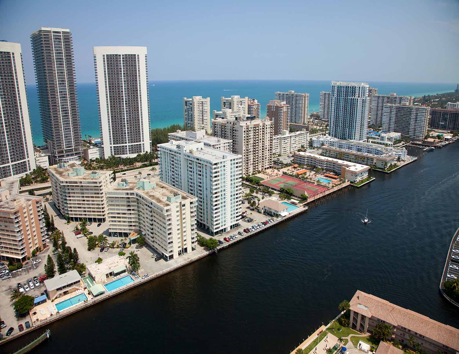 Beachwalk - Luxury Condo Interior