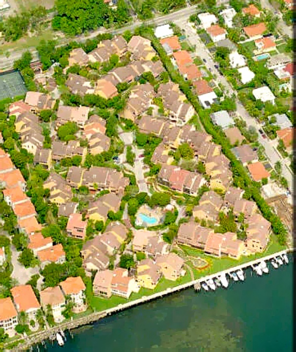 L'Hermitage - Luxury Condo Interior