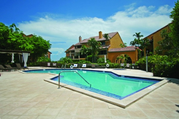 L'Hermitage - Luxury Condo Interior