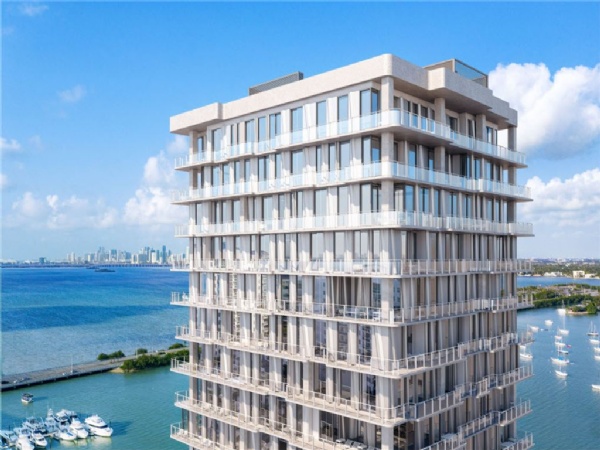 7918 West Drive - Luxury Condo Interior