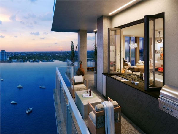 7918 West Drive - Luxury Condo Interior