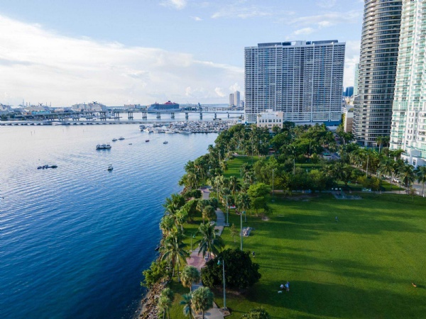 Edge House Miami - Luxury Condo Interior