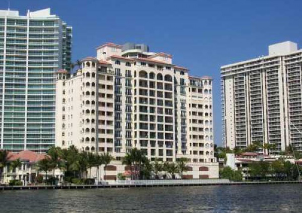 Bella Vista South - Luxury Condo Interior