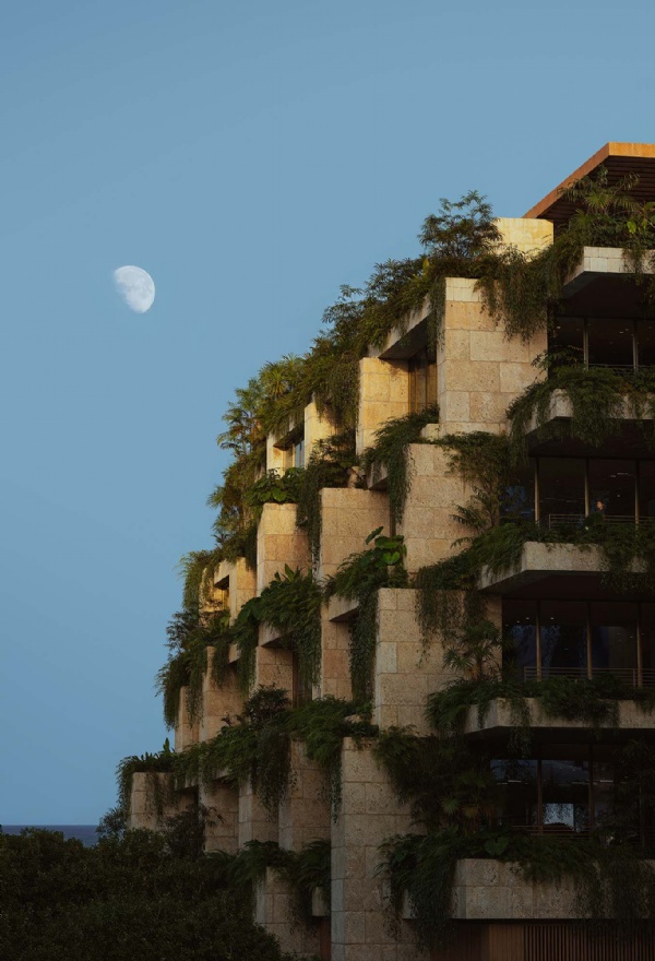 Ziggurat - Luxury Condo Interior