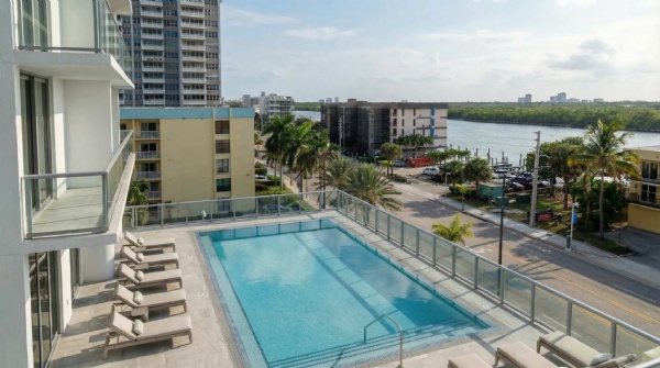 Eturna Beachside - Luxury Condo Interior