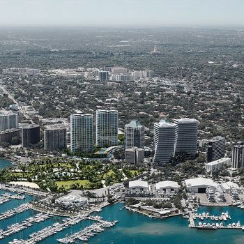 Club Residences At Park Grove - Photo Thumbnail