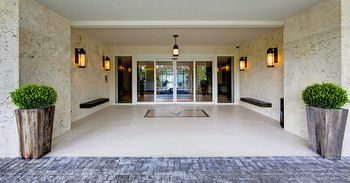 Residences At Vizcaya - Photo Thumbnail